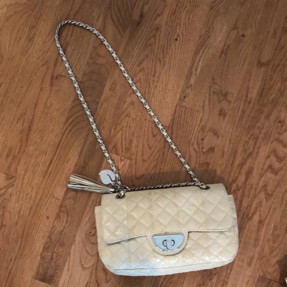 Pure Collection Quilted Purse - Picture 5 of 9